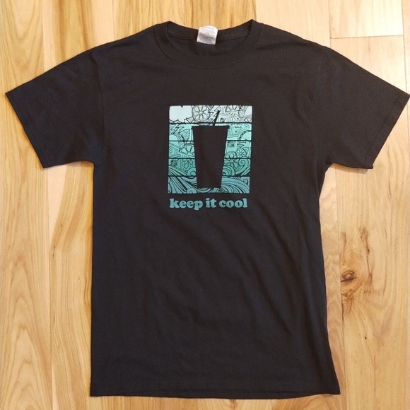 🎉 4 for $25 🎉 Taco Bell "keep it cool" baja blast T-shirt - Picture 1 of 7